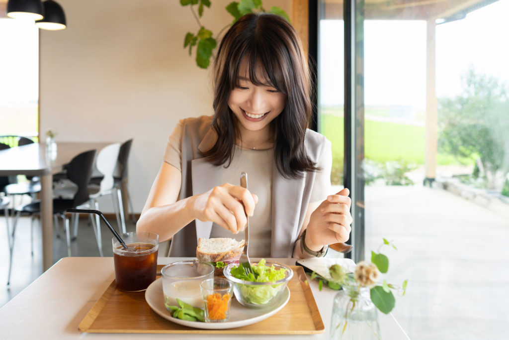 野菜が主役のプレート料理を堪能