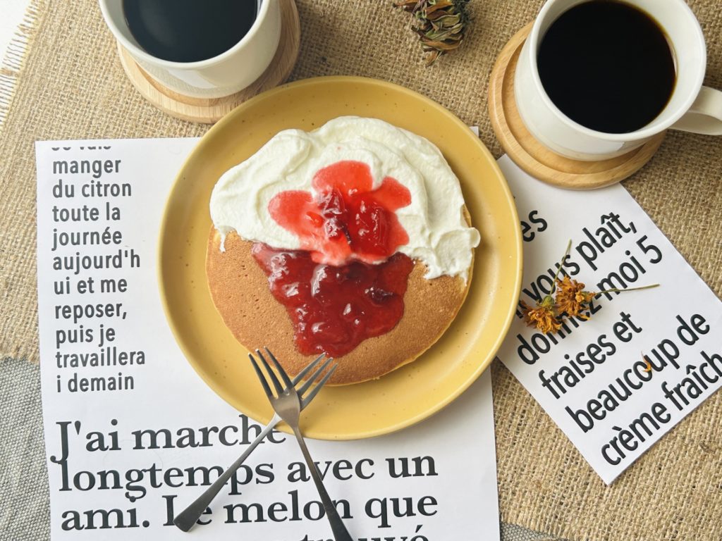 ドリンクやケーキを味わえる喫茶店