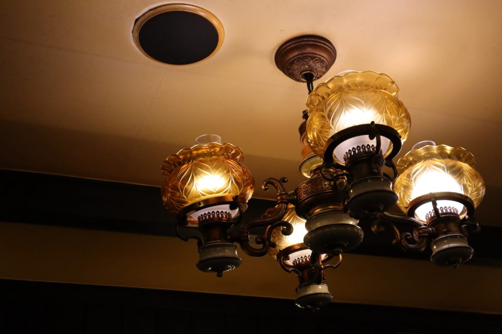 カウンターやオープン席の特徴